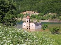 mavrovo-church-02