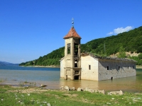 mavrovo-church-03